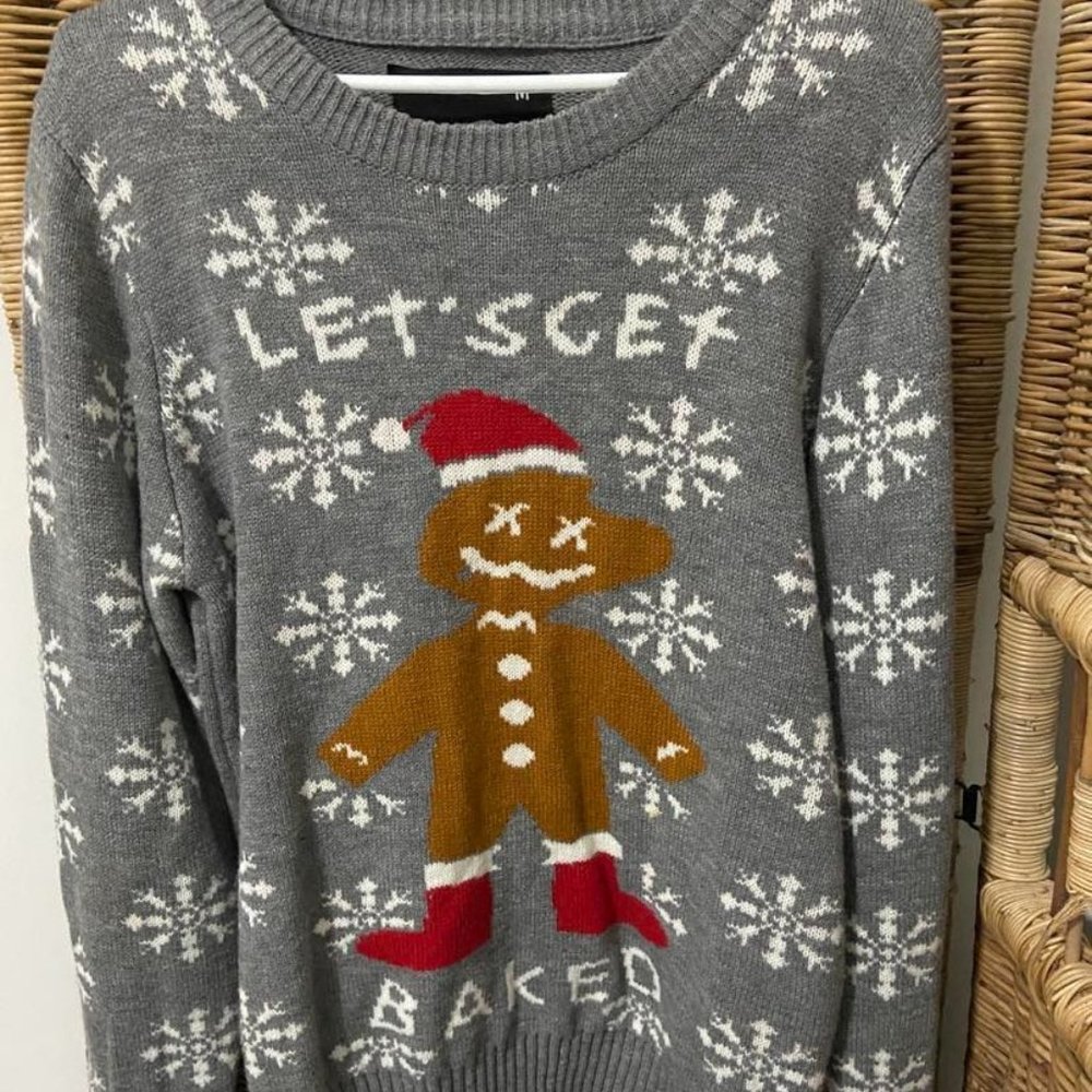 CHRISTMAS SWEATER